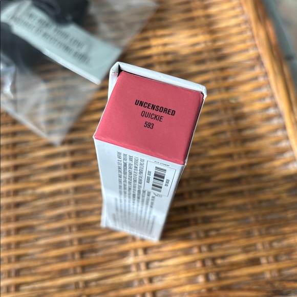 IL MAKIAGE Cosmetics Bundle - Picture 7 of 11